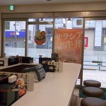 吉野家 - 店内