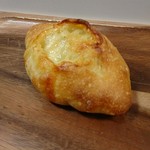 ブロート ドルフ - グリュイエール￥250