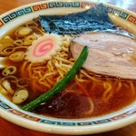 かまや食堂 - 麻薬系の中華そば。病みつきになります（笑）