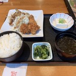 和食れすとらん 天狗 - 日替りランチ(豚肉の生姜焼きと鶏の唐揚げ)(¥593)