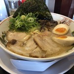 博多長浜ラーメン翔龍 - 特製ラーメン