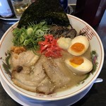 博多長浜ラーメン翔龍 - 特製ラーメン