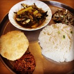 インディアン・レストラン　ロタ - バングラディシュ家庭料理。