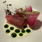 sincere - カツオ、少しスモークさせて旨味アップして、鰹という素材の弱みでもある匂いを巧く処理