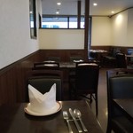 カーン・ケバブ・ビリヤニ - 店内