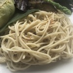 カフェアンドショップ ロータスランド - 2019/07/14  週替りおまかせセット 550円 ・冷やしつけ麺 ・味玉子 ・野菜のオーブン焼き ・トマト丼