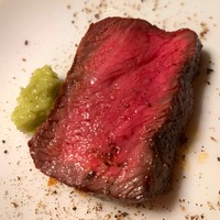 カルネジーオ イースト - 