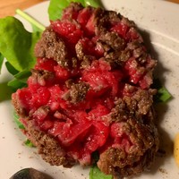 カルネジーオ イースト - 