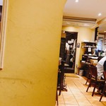 トラットリア・ラ・カパンナ - 店内