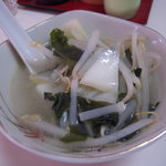 小楼嬉 - サービスのもやしスープ