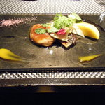 浜名湖産うなぎとフォアグラのマリアージュ マンゴーのインパクト