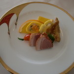 一層樓 - 季節の前菜3種盛り合わせ