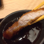 鉄板ステーキ ろく丘 - 肉薄でソースは甘めです