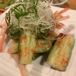 酒菜と炭 てりや - 料理写真:たたきキュウリの梅肉サラダ 650円