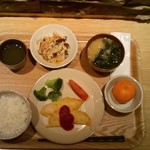 丸の内 タニタ食堂 - 日替り定食　　８００円