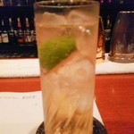 Dining Grill Bar EST - ピンぼけ(；^∀^)