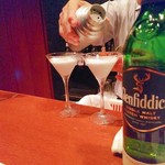 Dining Grill Bar EST - 人柄の良いマスターの笑顔とトークが最強です♪