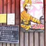 ラ・テンダ・ロッサ - 外観