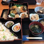 伊万利ダイン - 伊万利幕の内弁当（分解！！）