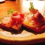 QUINDI - 自家製ブリオッシュに広島のカチョカバロとイタリアの生ハム