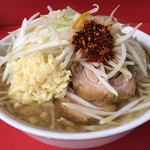 ラーメン二郎 - 【再訪】小ラーメン(ニンニク,ラー油)