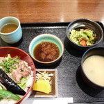 和彩　かくや - 牛ロースと揚茄子のあぶりステーキ丼