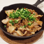 トンテキ食堂8 - 豚丼のあたま(700円)