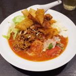 太陽のトマト麺 - 太陽のメキシカンタコス冷麺(950円)