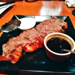 くろひげ - 1ポンドはあるステーキ！
