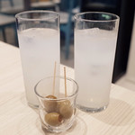 ギリシャ家庭料理 フィリ - ギリシャのウゾ(700円)×2