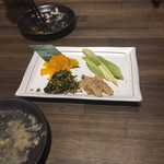 黒毛和牛 肉寿司 焼き鳥×完全個室 和食の故郷 - 