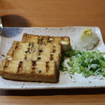 炉ばた焼き 酒肆 大関 - 厚揚げ