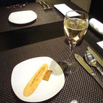 スゥリル - アミューズ、シャンパン