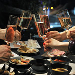 ブッフェアンドカフェ スロープサイドダイナー ザクロ