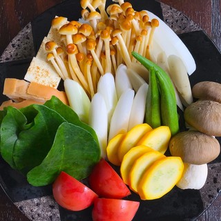 Enjoy the season in the ingredients! How to use seasonal vegetables to overturn common sense in sukiyaki