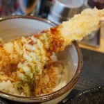 竹國 武蔵野うどん - ミニ天丼 海老がでかい