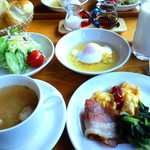 あしたの森 - （朝食）イングリッシュブレックファースト。