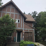 カフェ・ル・プティ・ニ・トロワ - 