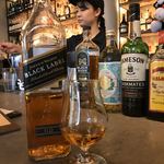 アンツ ミールズ アンド コーヒー バー - 