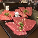 Yakiniku Dainingu Buruzu - 