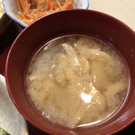 居酒屋 まさか - 大根と油揚げの味噌汁