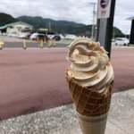 Michi No Eki Nakatosa - 道の駅 なかとさ 浜焼き 海王（カツオソフトクリーム）