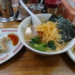 横浜ラーメン厨房 うえむらや - 