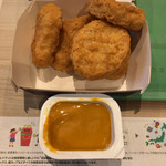 マクドナルド - 料理写真:チキンマックナゲット 150円
