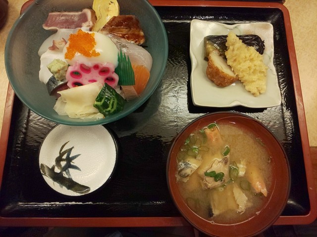 Fujizushi 粟原 丸冈 春江与其周边 寿司 食べログ 简体中文