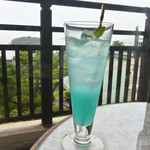 カフェ ラウンジ アンド バー アゼリア - ラ・シェルブルー