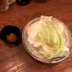 炭焼 てんがらもん 町田本店 - お通しキャベツ