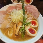 麺69 チキンヒーロー - 鶏中濃ラーメン