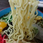 黄金そば - 麺リフト