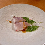 酒とタイ料理 ピッサヌローク - サクラのチェーナンプラー（タイ式カルパッチョ）